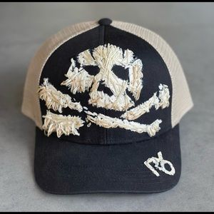 Retro Xo Big Bones Skull Daddy Hat